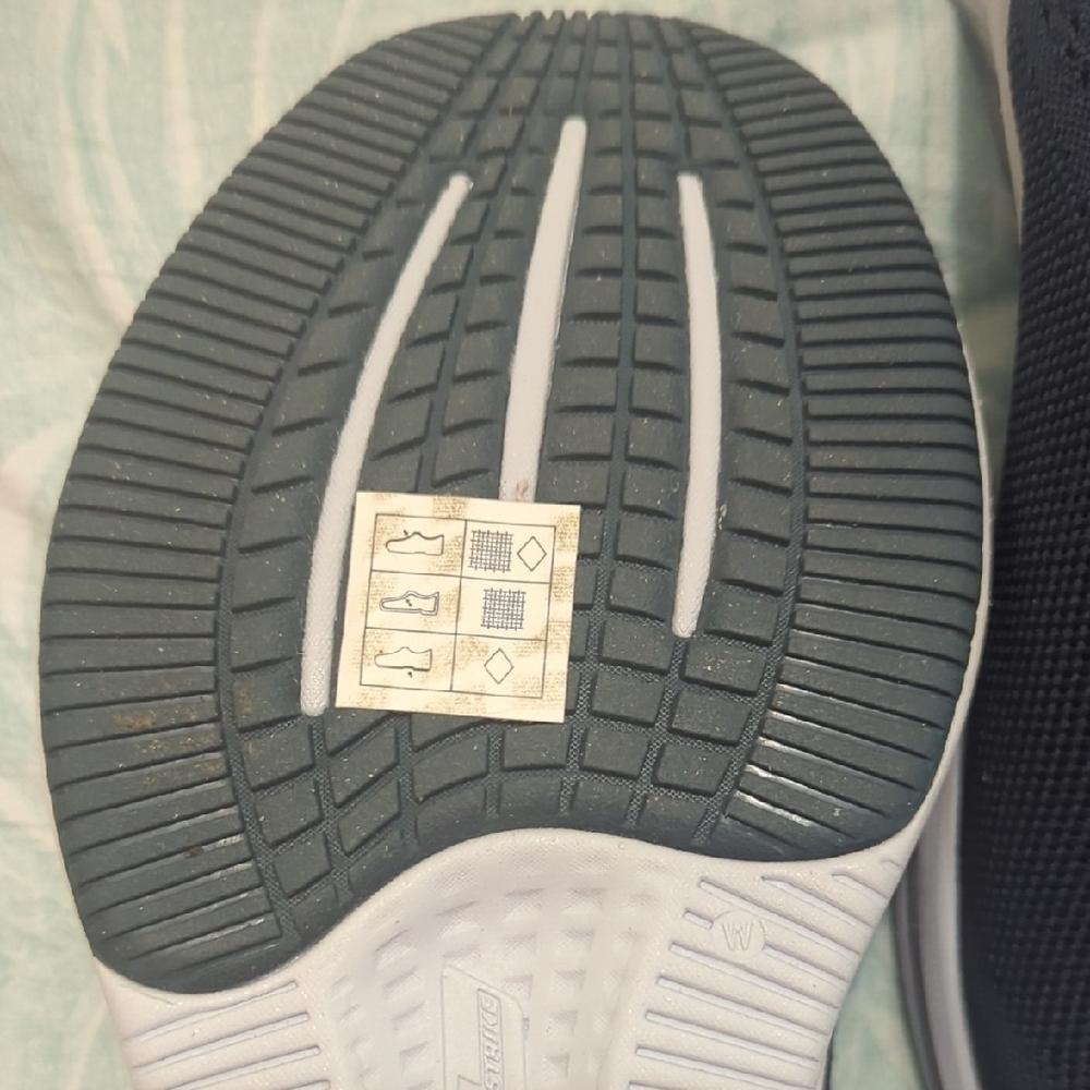 Skechers Women's Sneakers - Picture 7 of 11